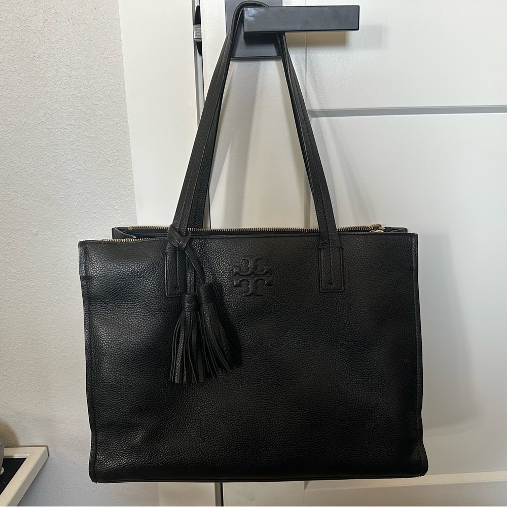 Tory Burch Thea Shoulder Bag